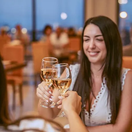 Grand 4* Herszonisszosz