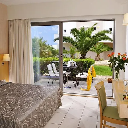 Grand 4* Herszonisszosz